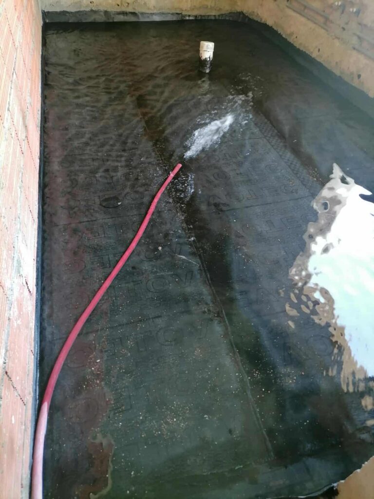 عزل حمامات ضد تسرب المياه بحائل