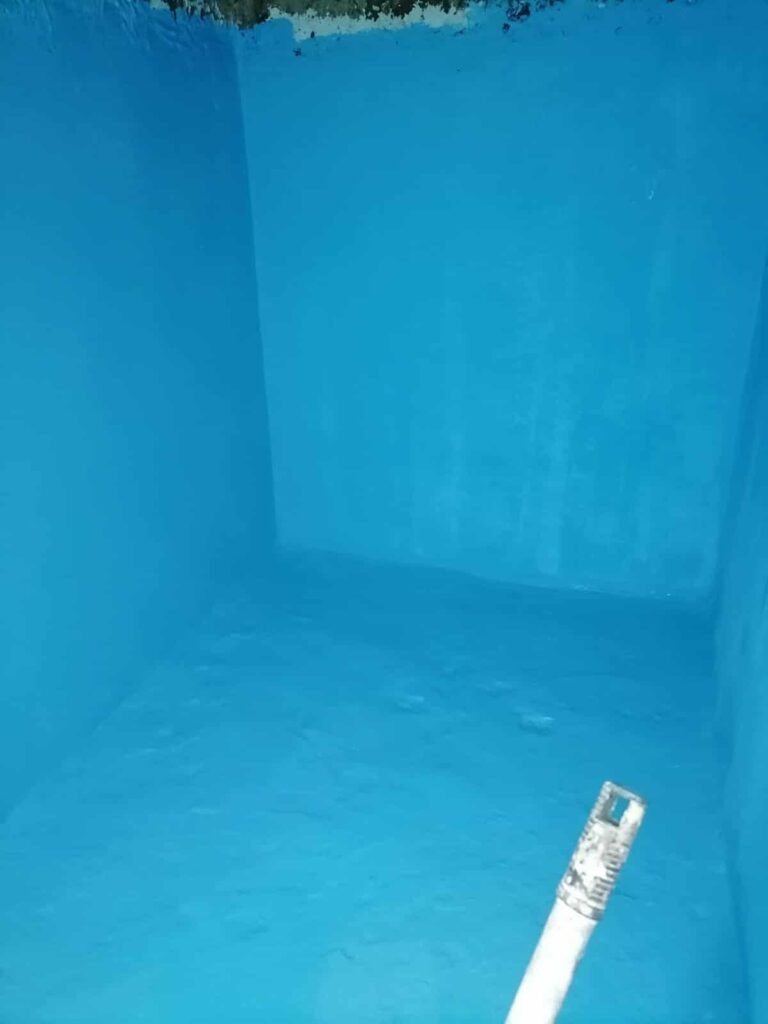 عزل خزانات بحائل باستخدام أفضل المواد لضمان حماية المياه ومنع التسرب